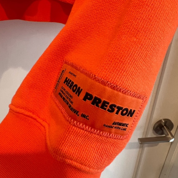 Heron Preston Flaming Skull Crewneck Size: M - Picture 4 of 12